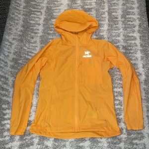 NWOT - Arc’teryx Squamish Hoodie